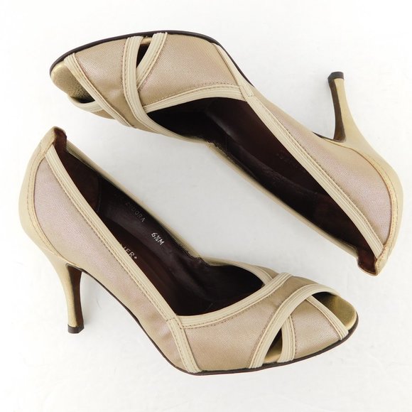 Unworn DONALD PLINER Beige Shimmer Gold Pumps 6.5 - Picture 4 of 10